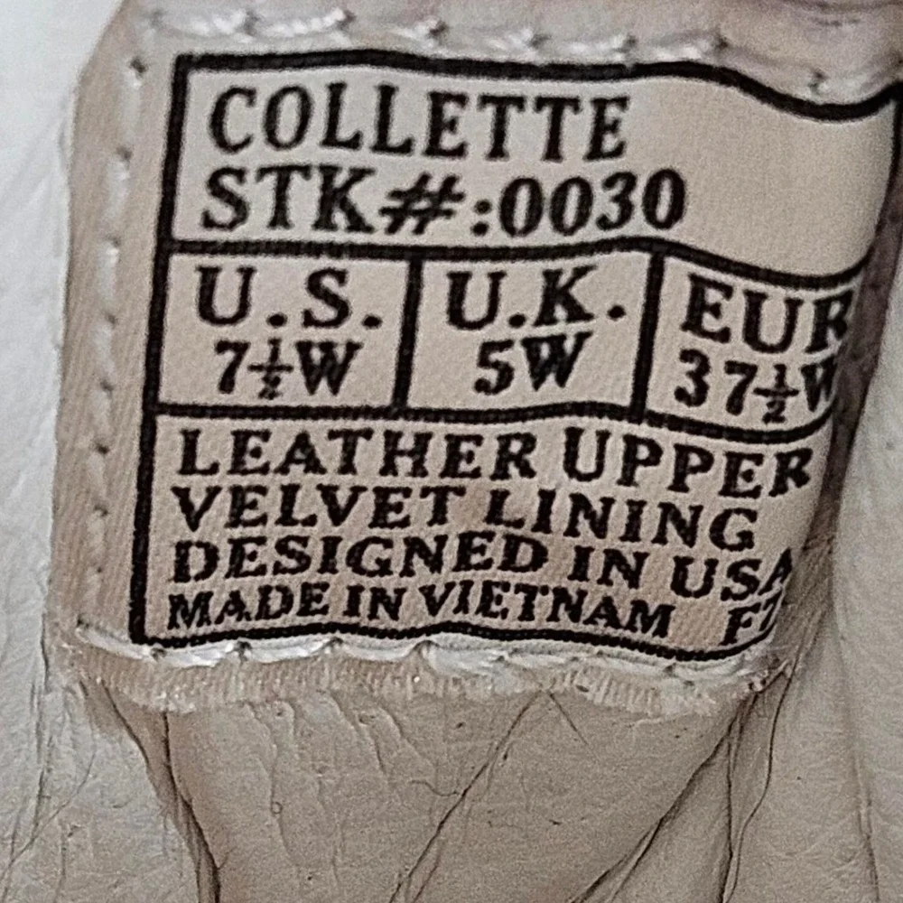 Dr Comfort Collette Orthopedic Shoes Women 7.5 Wide Beige  Leather Hook and Loop